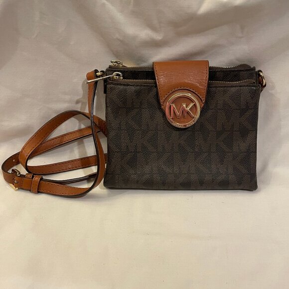 Michael Kors Leather Cross Body Purse - Picture 1 of 12